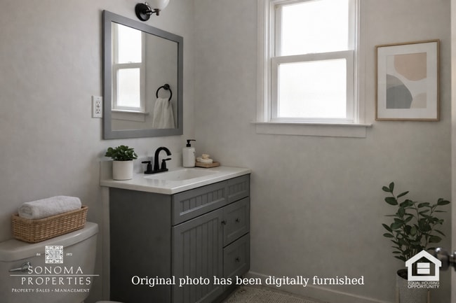 Photo - West Side 1bd/1ba Apartment, All Utilities Paid!