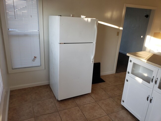 Photo - Affordable 1bed/1bath Duplex in Riverbank, 1st month free with 1 year lease.