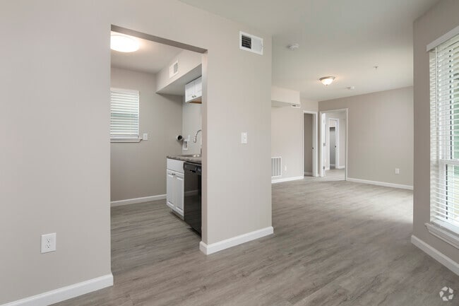 1HAB, 1BA - 680 ft²
