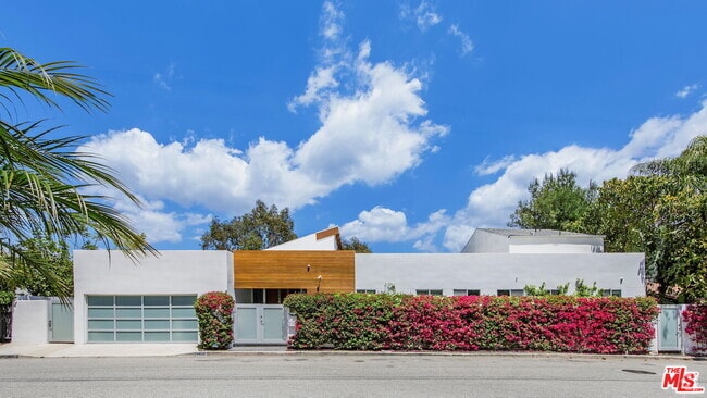 Building Photo - 2600 Carman Crest Dr Rental