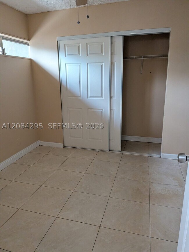 Photo - 2455 Fillmore St Unit 1