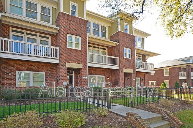 Photo - 129 Grandin Rd