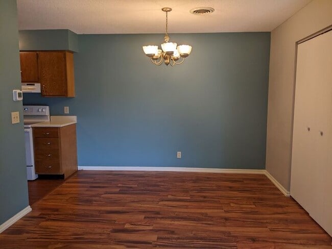 Photo - Secure This Upper-Level Condo at Village Q...