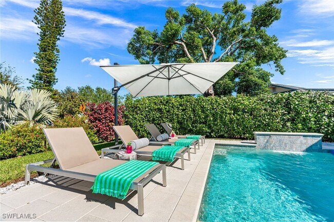 Photo - 10690 8th St N