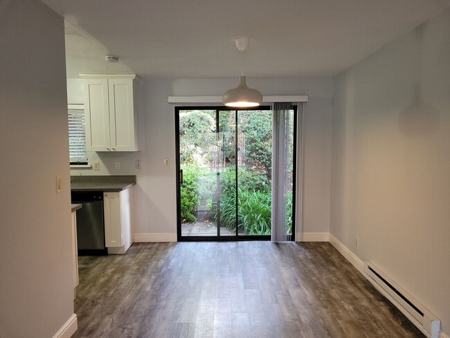 10162 Alpine Dr Unit B