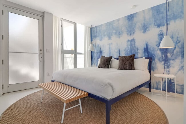 Photo - 250 Collins Ave Unit ID1272080P