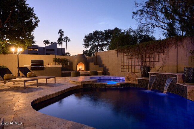 Photo - 3202 E Orange Dr