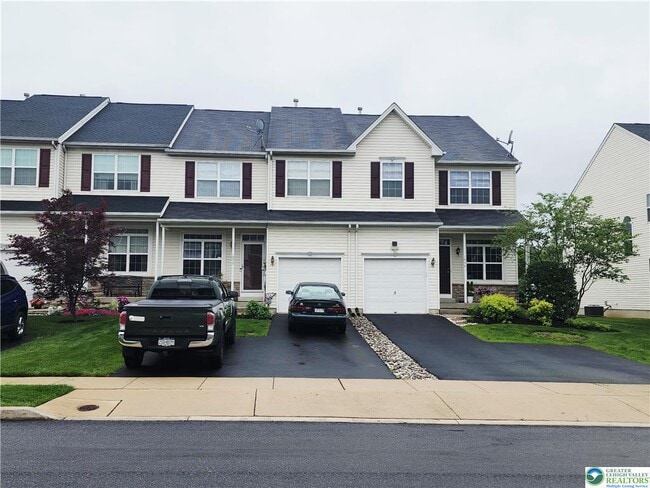 Photo - 1050 King Way Townhome
