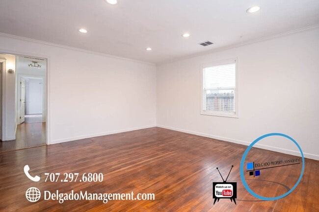 Photo - 2425 Alameda St