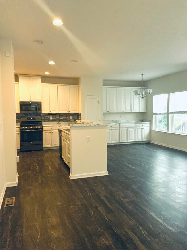 Photo - Beautiful 3 beds 2.5 Baths in Dublin