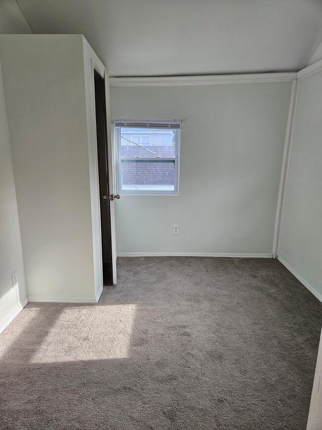 Photo - 133 W Ocean Ave Unit B