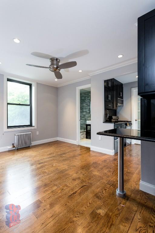 Photo - 396 E 10th St