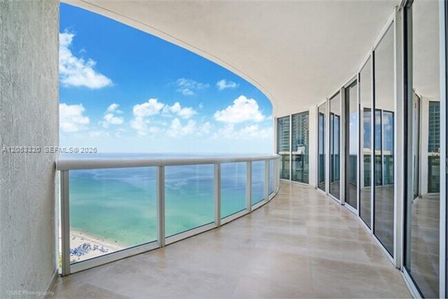 Photo - 17201 Collins Ave