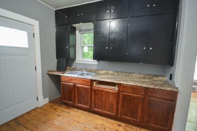 Photo - 107 3rd Ave SW Unidad # 1