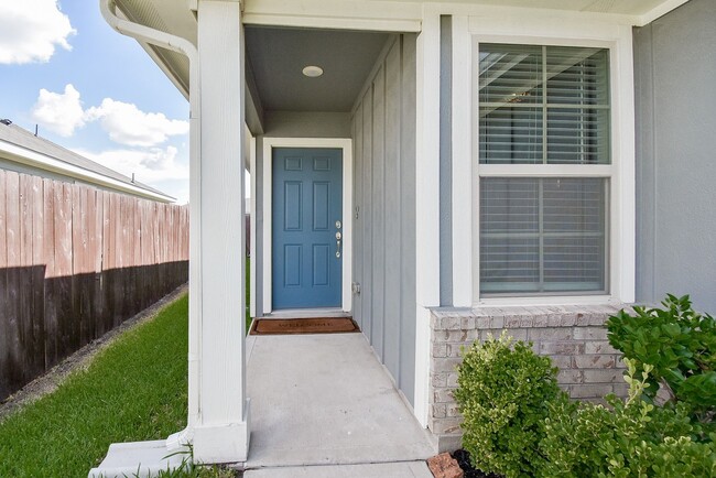 Photo - 21431 Bluebonnet Cove Ct