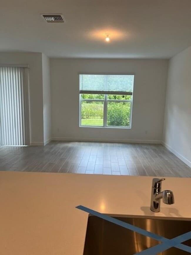 Photo - 4393 Hammock Grove Dr