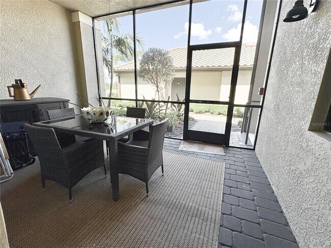 Photo - 5721 Palmer Cir Unit 102