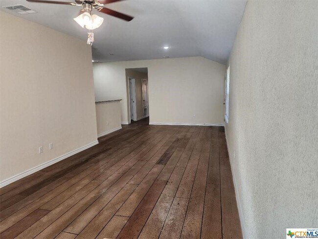 Photo - 546 Lost Trl