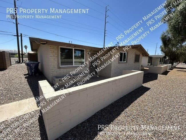 Building Photo - 761 N Delaware St