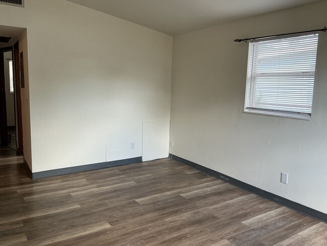 Photo - 2BR Home in South Lakeland – Move-In Ready