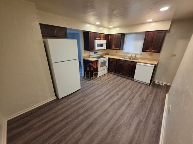 Photo - 1406/1408 Broadway St Unit 1408 Broadway St