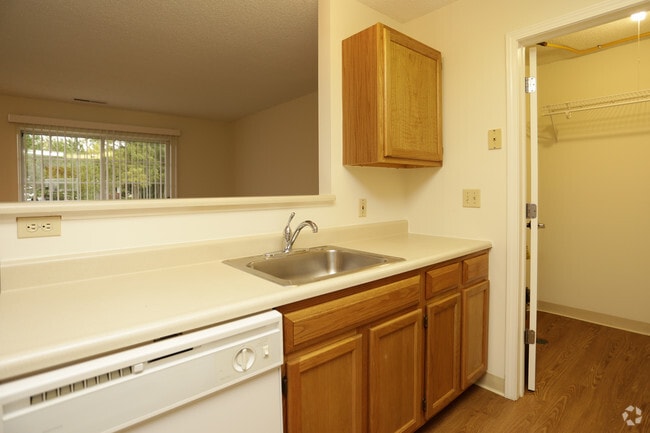 Harbour Ridge Apartments