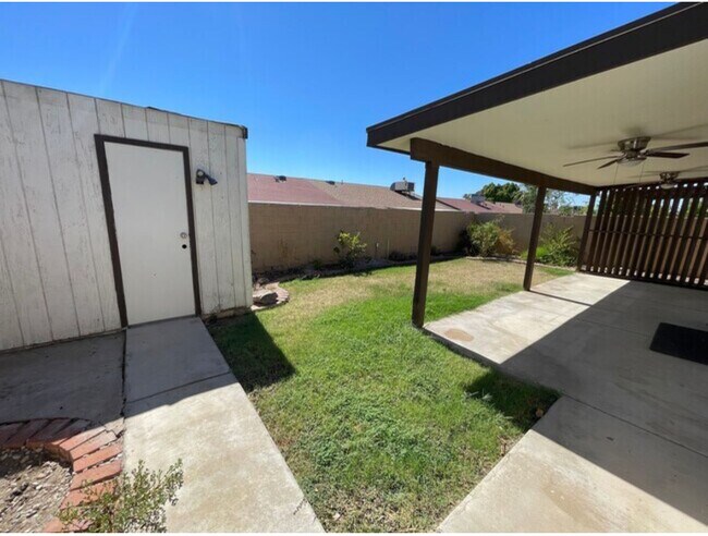 Photo - 1627 W 13th St