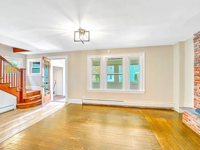 Photo - Charming 3-bedroom rental home in Waterbury