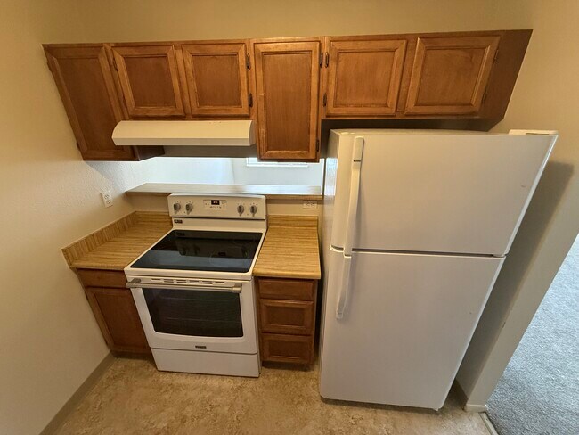1410 Crete Ct Unidad F