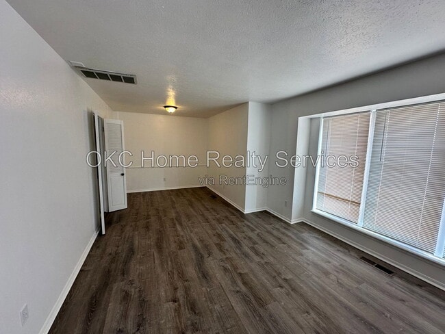 Photo - 1428 SW 72nd St