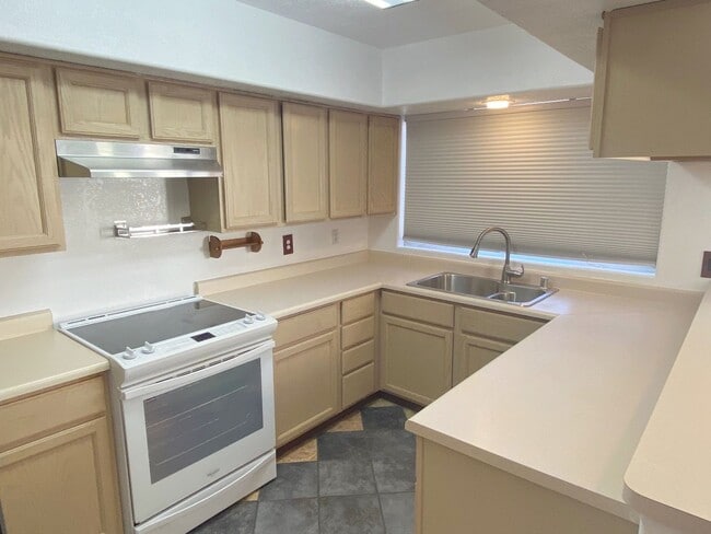 Photo - 1627 55th St NW