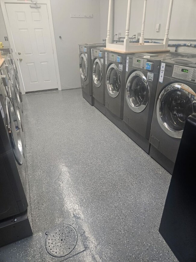 Photo - Townbank Manor