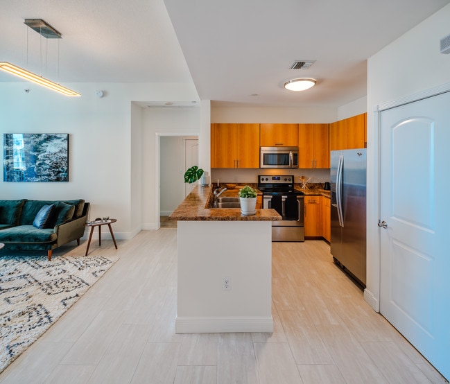 Photo - Green House Dadeland