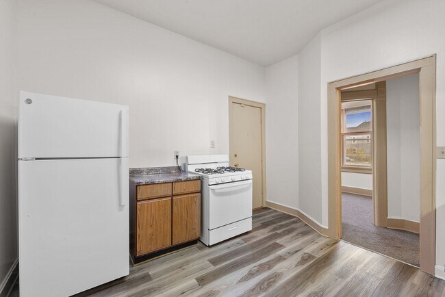 Photo - The Maple Unidad LOWER