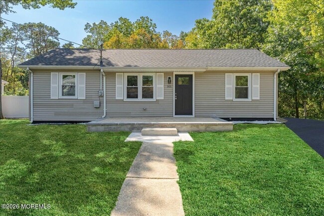 501 Azalea Dr
