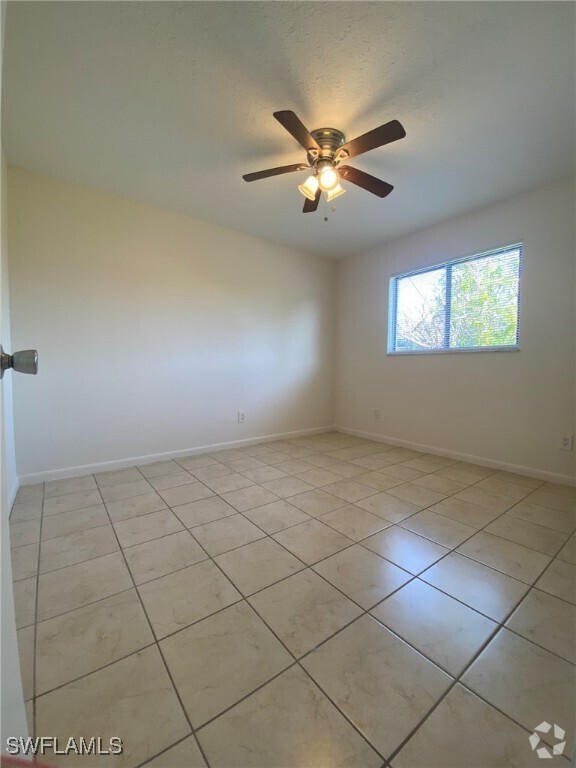 Building Photo - 151 Cape Coral Pkwy W Unit 104 Rental
