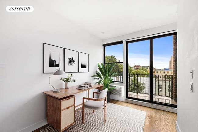 Photo - 27 Kossuth Pl