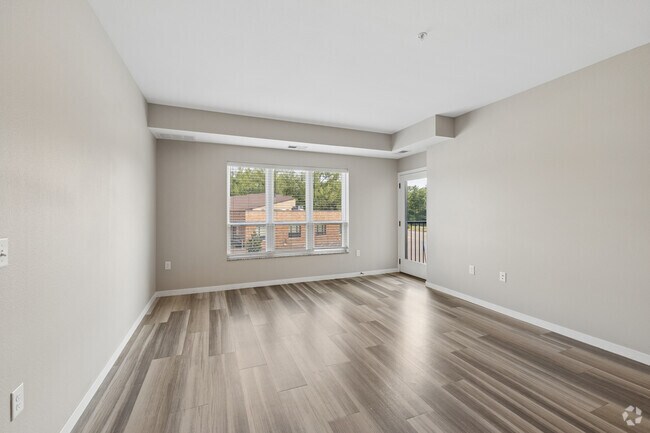 2BR, 2BA - 1,102SF - Living Room - The Overlook at Crystal Lake