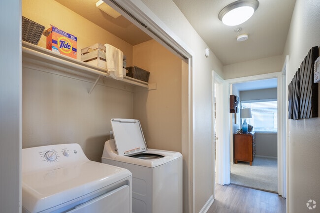 2BR, 1BA - Florencia