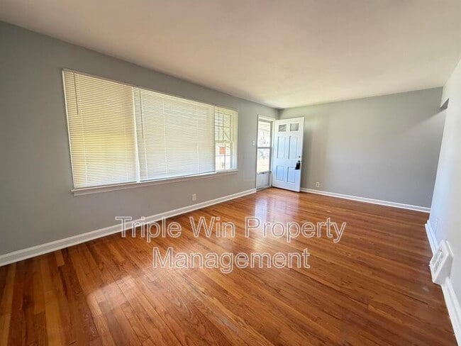 Photo - 10168 Cabot Dr