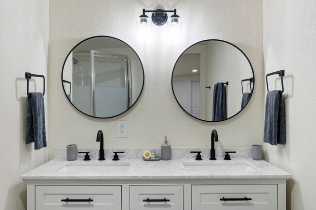 Photo - 4030 W Lincoln St Unidad SI ID1244343P