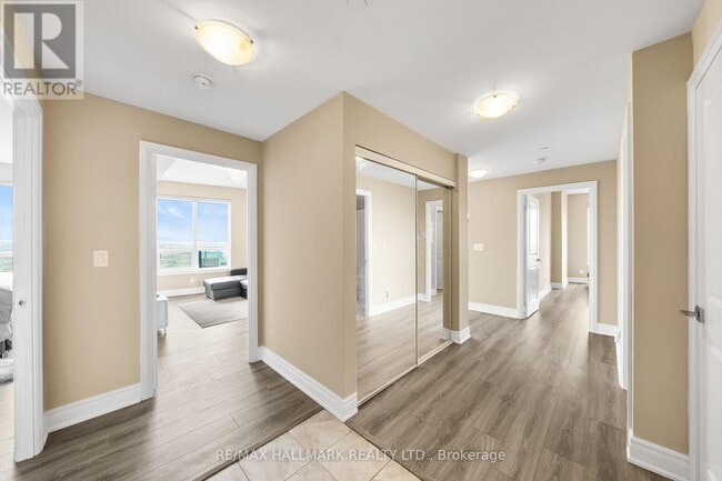 Photo - 7171 Yonge St Unit PH301