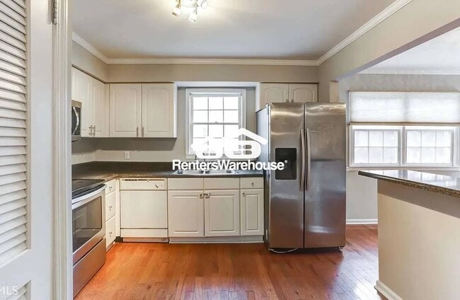 Photo - 6520 Roswell Rd