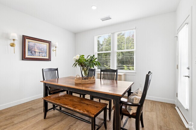2BR, 2BA - 1,493SF - Dining Room
