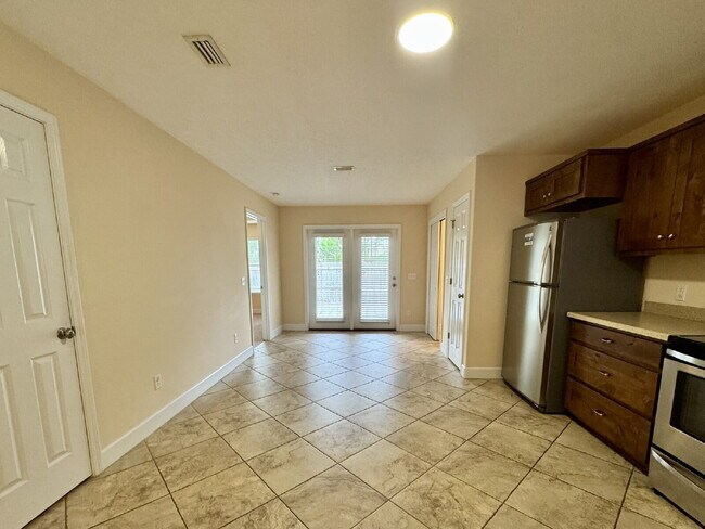 Photo - Charming 2 Bed, 2 Bath Home in Lynn Haven, FL - Perfect for Cozy Living!