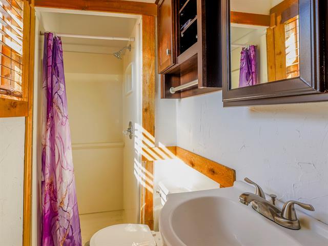 Photo - 422 Washington St