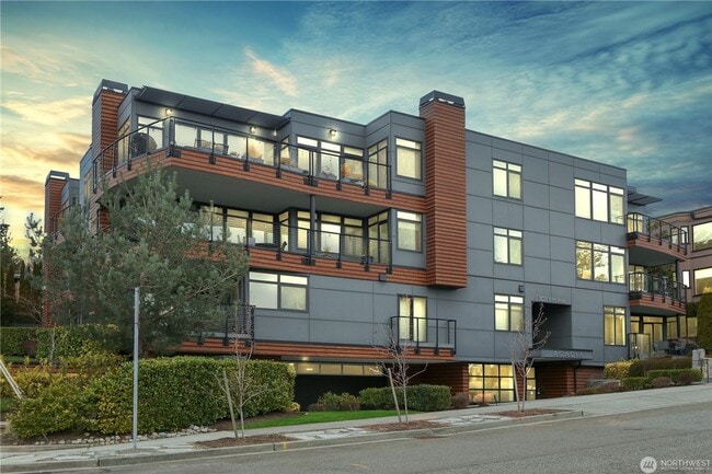 2Bd/2Ba Kirkland Condo - 2Bd/2Ba Kirkland Condo Unit 103