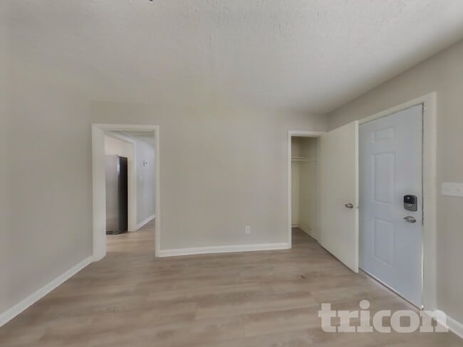 Photo - 2703 Arlex Dr E