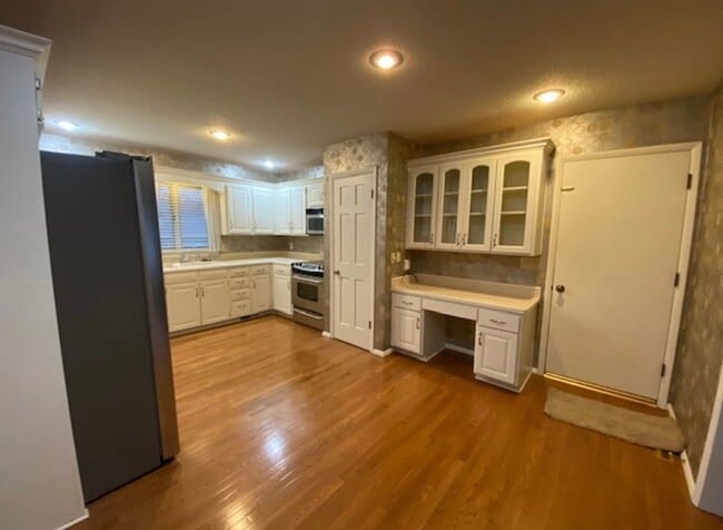 Photo - 1242 S Sugar Hill Pl