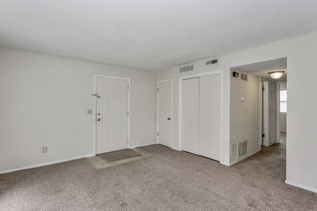 Photo - 223 N Brunswick St Unit #2